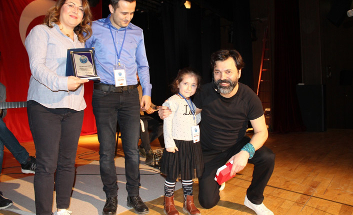 Onur Erol, Trabzon’da çocuklarla buluştu