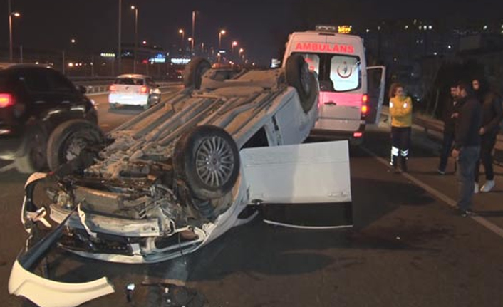 D-100'de otomobil takla attı