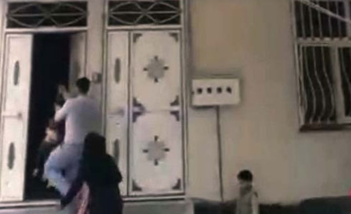 Korkudan evlerine giremediler! Tek tek...