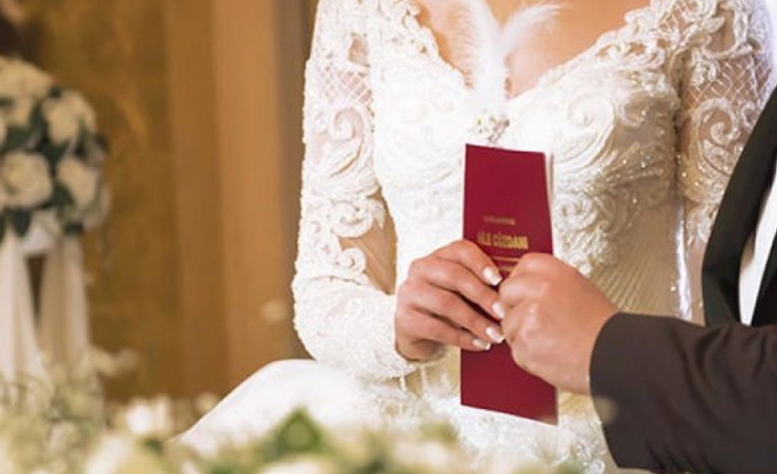 Türkiye’de boşanma oranı yıl geçtikte artıyor