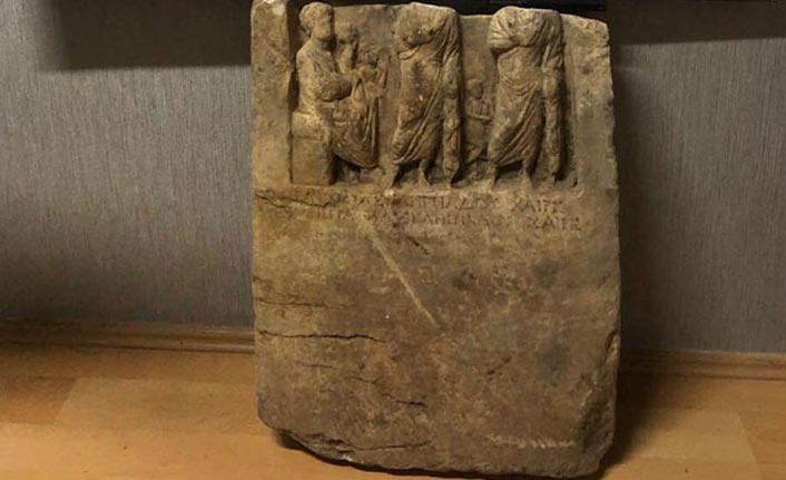 2 bin yıllık heykel ele geçirildi; 4 gözaltı