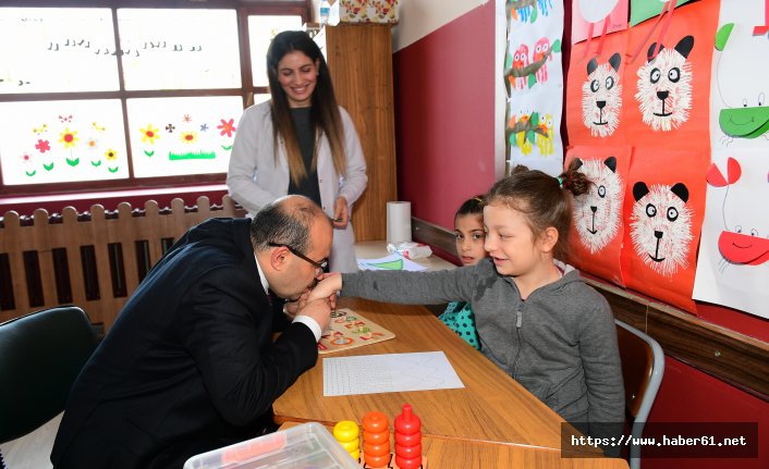 Trabzon Valisi Ustaoğlu'ndan Özel eğitim merkezine ziyaret