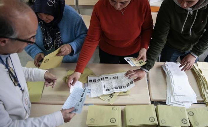 AK Parti'nin Ankara'da tekrar sayım talebi reddedildi