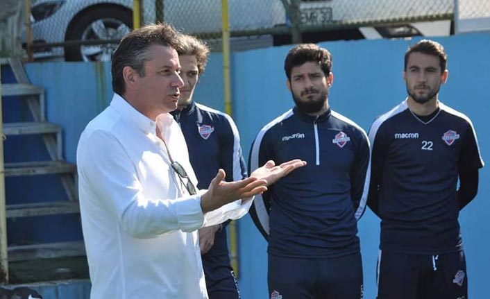 Celil Hekimoğlu açık ve net konuştu: “Seneye 2. Ligdeyiz”