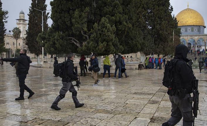 İsrailli Bakan'dan Mescid-i Aksa'ya baskın