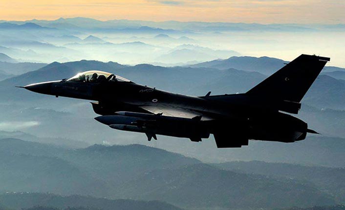 Irak kuzeyi Zap ve Avaşin-Basyan bölgelerindeki barınaklar vuruldu