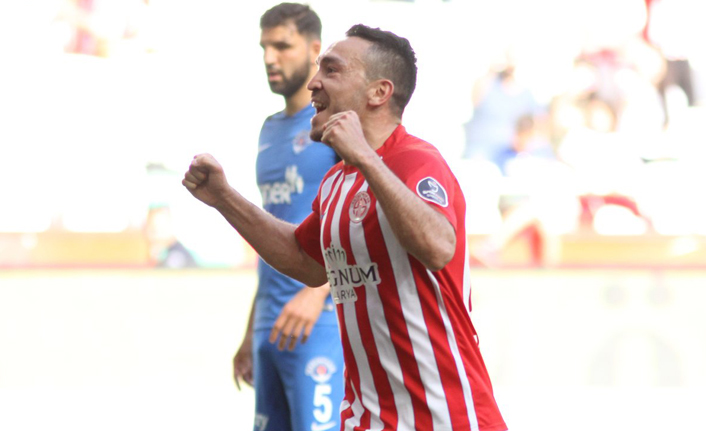 Antalyaspor 3 puanı tek golle aldı!