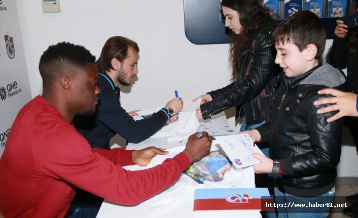 Trabzonspor'un yıldızları taraftarla buluştu