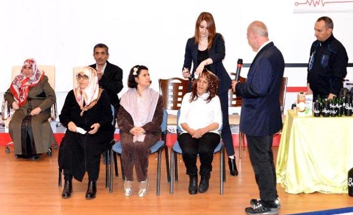 Psikiyatri hastalarının düzenlediği gösteri büyük beğeni topladı!