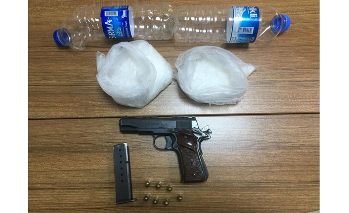 Pet şişe içerisinde uyuşturucu yakalandı