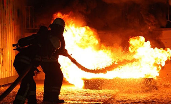 Peru'da korkutan yangın!