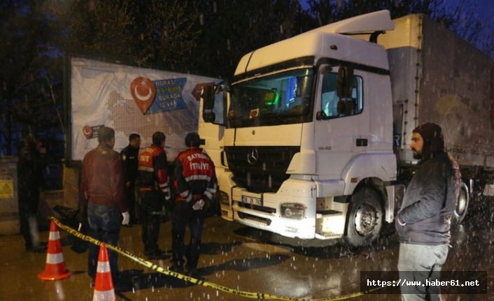 Bayburt'ta TIR şoförü aracında ölü bulundu