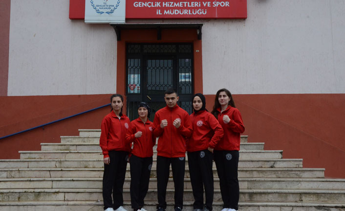 Türkiye’ yi Rusya'da temsil edecek 5 sporcu yola çıktı