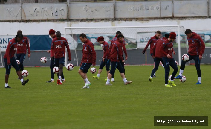 Trabzonspor, Fenerbahçe deplasmanı hazırlıklarına yoğun tempoyla başladı