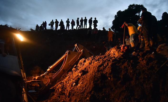 Kolombiya'da heyelanda ölü sayısı 30'a yükseldi
