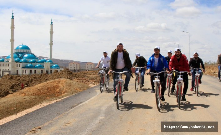 Geleceğe pedal çevirdiler