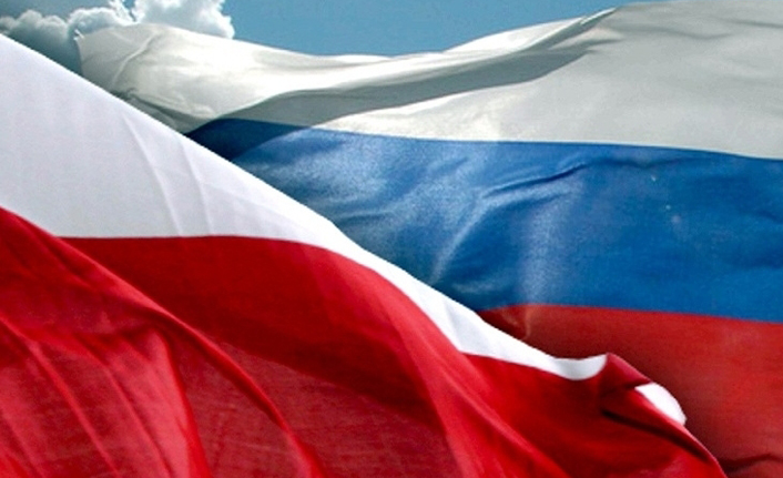 Polonya, Rusya'dan petrol alımını durdurdu