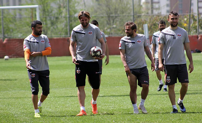 Adanaspor'da gribal enfeksiyon şoku