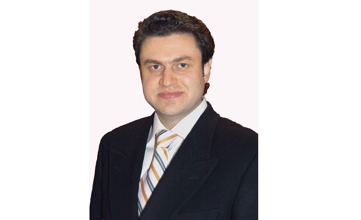 Akıl sağlığı araştırılan profesör 2 ay boyunca banyo yapmamış