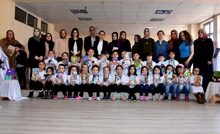 Trabzon'da öğrencilere velileriyle kitap yazdıran proje