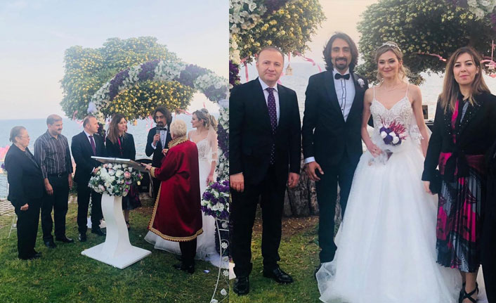 Öğrencisinin önce anne ve babası, şimdi ise nikah şahidi oldu