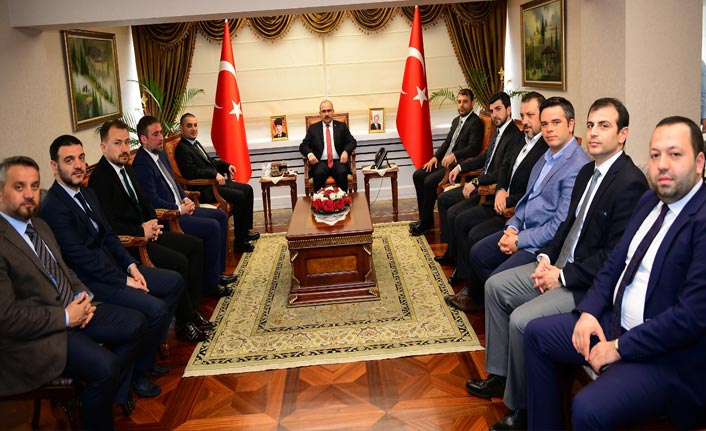 TSİAD'tan Vali Ustaoğlu ve Müdür Çevik'e ziyaret