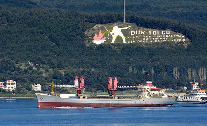 Rus askeri kargo gemisi Çanakkale Boğazından geçti!