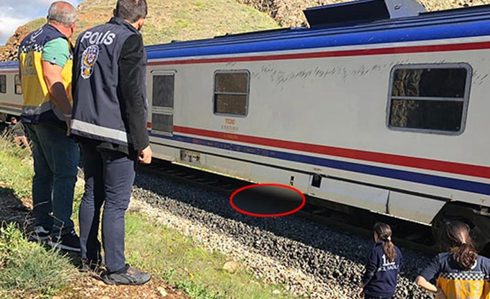 Sivas'ta feci ölüm! Trenin altında...