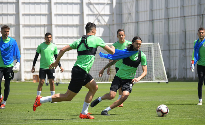 Atiker Konyaspor, Trabzonspor maçı hazırlıklarına başladı!