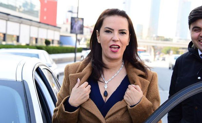 Yeşim Salkım'ın tweeti olay oldu!