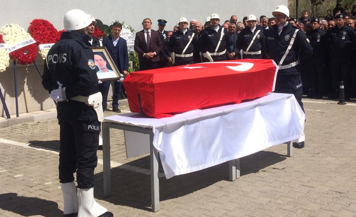 Şehit polis için tören düzenlendi