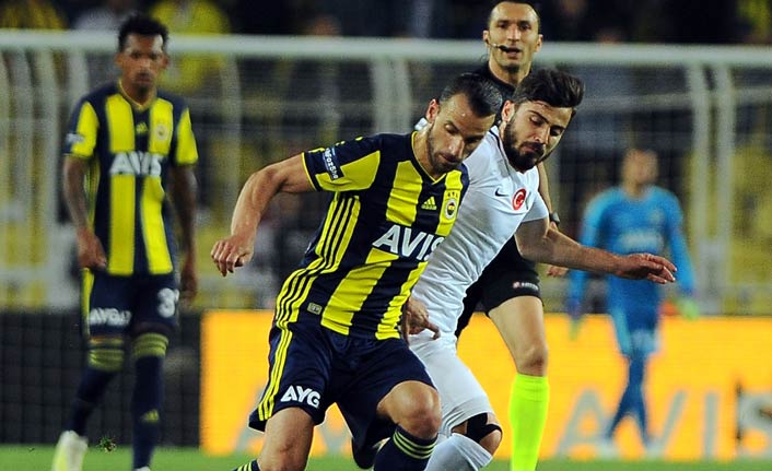 Fenerbahçe Akhisar'ı mağlup etti