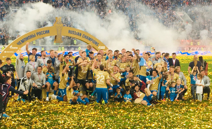 Rusya şampiyonu Zenit kupasını aldı