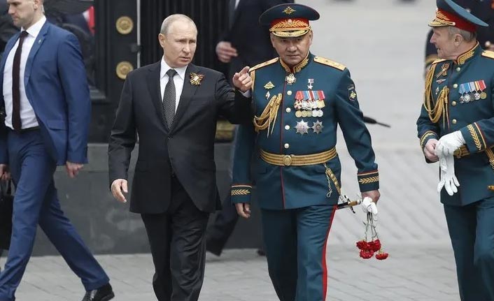 Putin'den orduya S-400 talimatı!