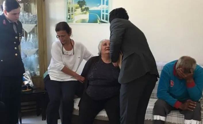 Şehit evinde acı tesadüf! Acılı baba haberle yıkıldı