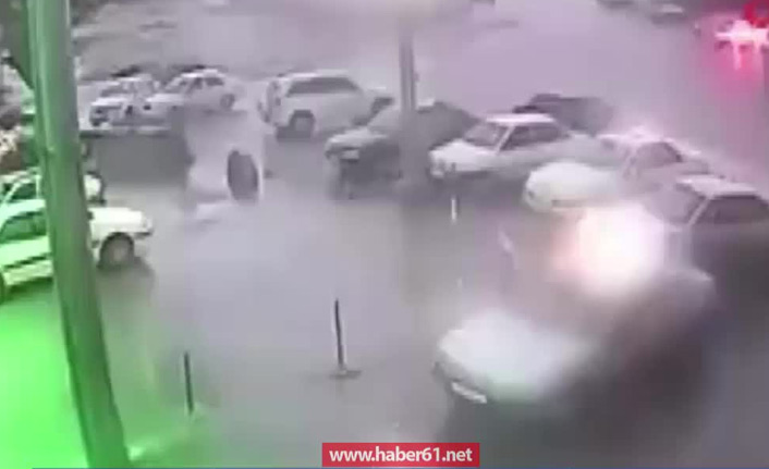 İran'da sel 2 can aldı