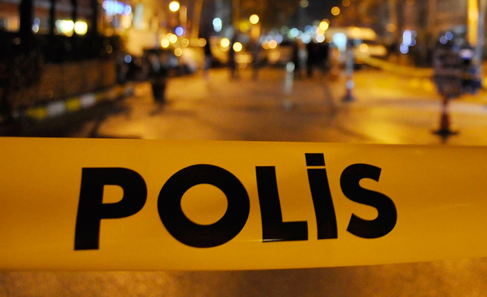 29 yıllık eşini defalarca bıçaklayarak öldürdü