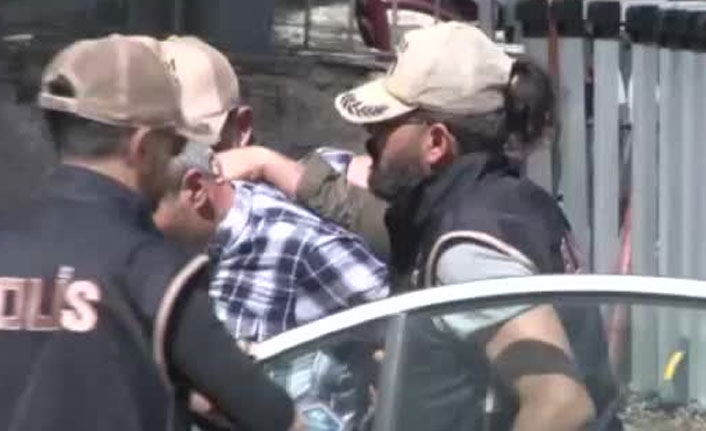 TBMM'ye girmeye çalışanlara gözaltı