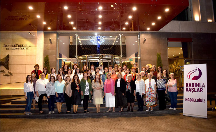 Kadınla Başlar Derneği iftarda buluştu
