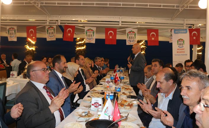 Akçaabat Belediyesi çalışanları iftarda buluştu