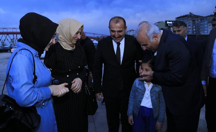 Arsin'de 2 bin kişi birlikte iftar etti