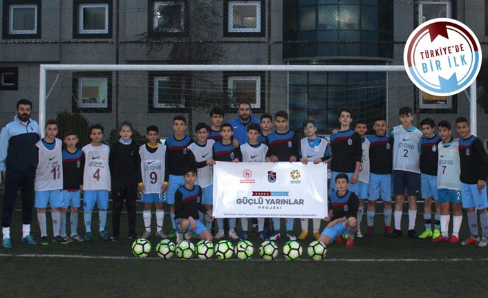 'Bordo Mavili Güçlü Yarınlar Projesi' başladı