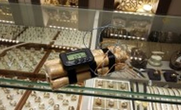 Sahte bombayla soygun!