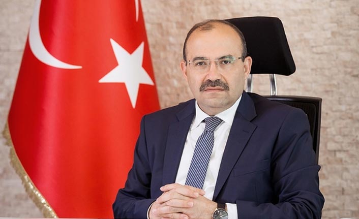 Vali İsmail Ustaoğlu'nun "Kadir Gecesi" Mesajı