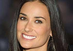 Demi Moore Öldü