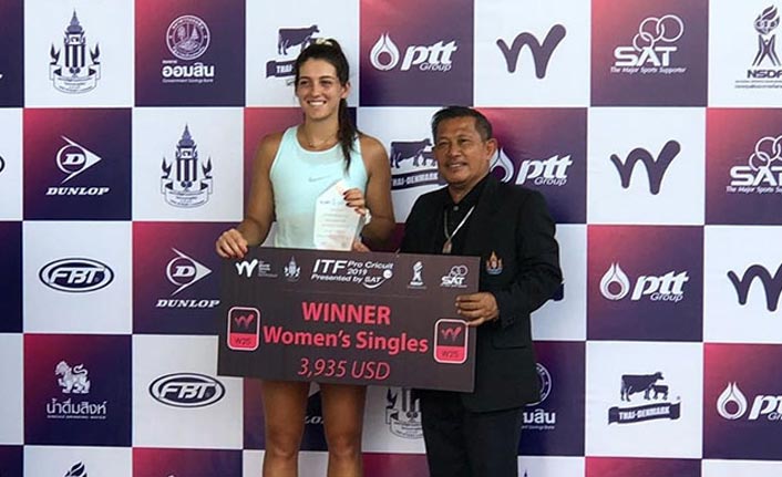 İpek Soylu'dan Tayland'da şampiyonluk