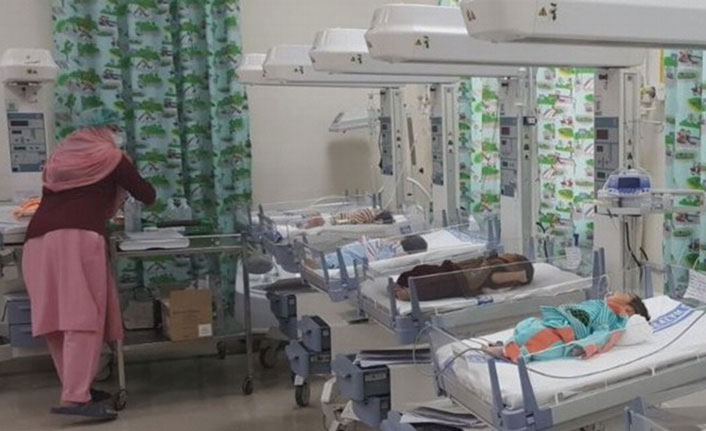 Hastanede klima bozuldu 8 çocuk aşırı sıcaktan öldü