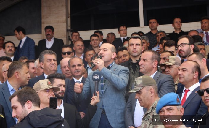  İçişleri Bakanı Süleyman Soylu Şırnak'ta vatandaşlarla bayramlaştı