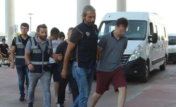 FETÖ’cüleri kaçırmaya çalışan 5 organizatörden 3’ü tutuklandı
