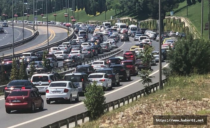 Tatilciler dönüş yolunda